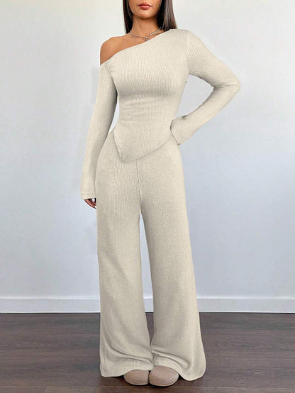 Aria One Shoulder Set