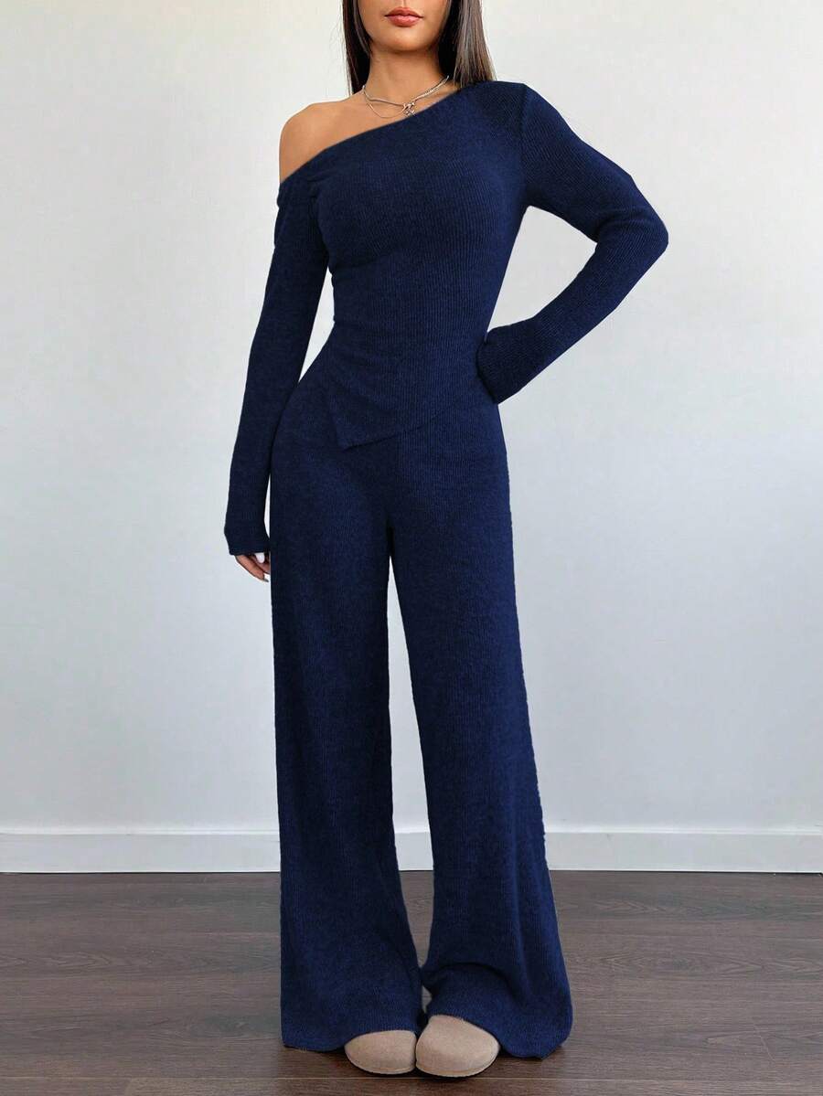 Aria One Shoulder Set