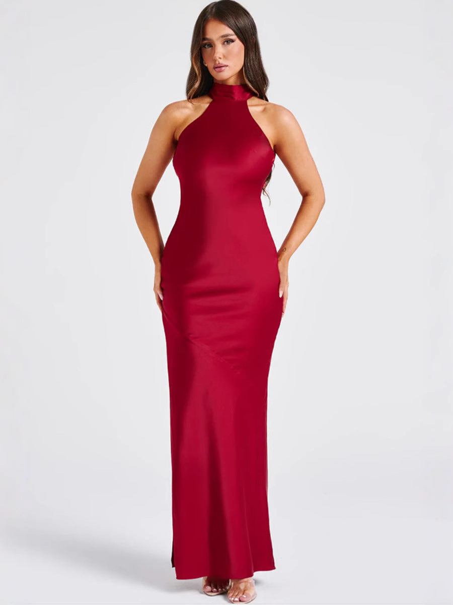 ZEYNEP | Elegante Satijnen Maxijurk met Halter-Uitsnijding