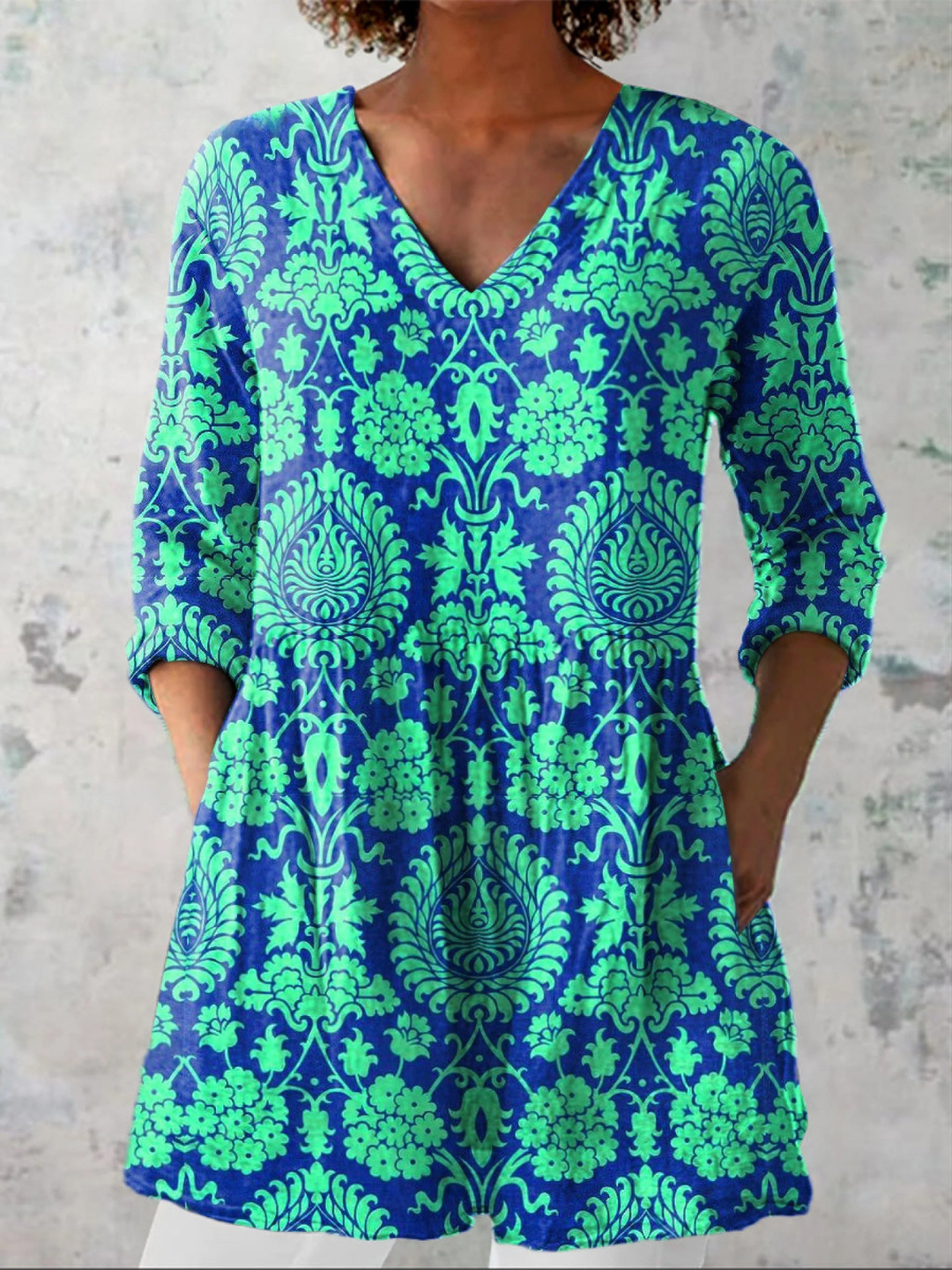 Romy | Lange Blouse met een opvallend patroon