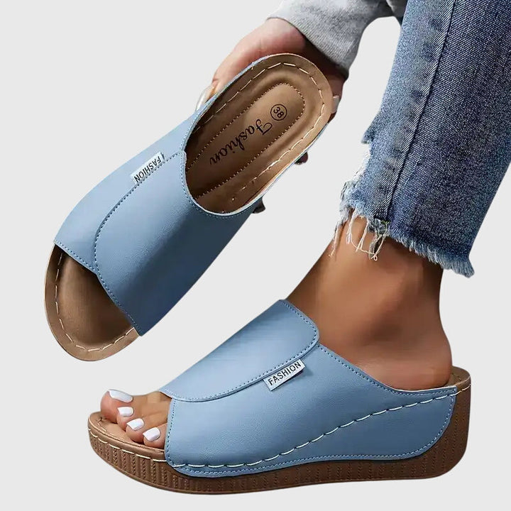 Esther | Wedge Sandalen