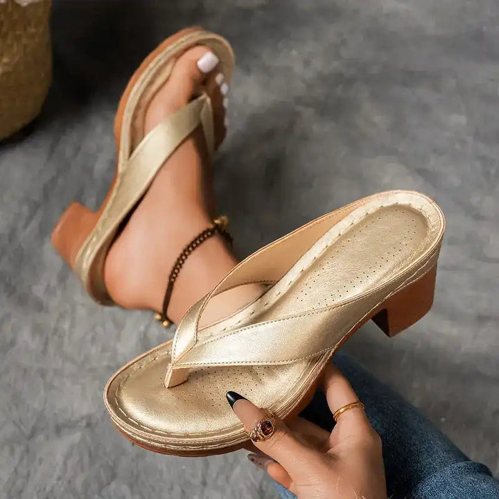 Maeve™ | Elegante Relaxte Blokhak Sandalen